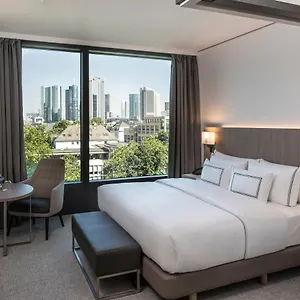 **** Hotel Melia Frankfurt Deutschland